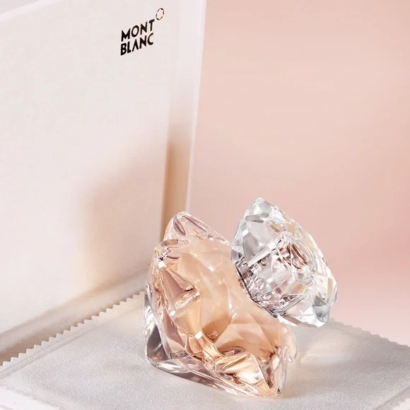 Mont Blanc Lady Emblem - Picture 2 of 7
